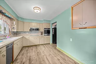 401 W Madison St, Belvidere, IL 61008 - Photo 13
