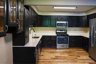 80 Westmore Meyers Rd, Lombard, IL 60148 - Photo 9