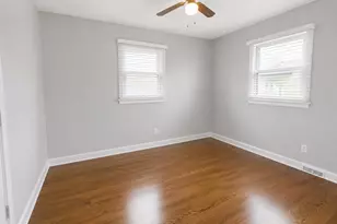 11447 S Natoma Ave, Worth, IL 60482 - Photo 7