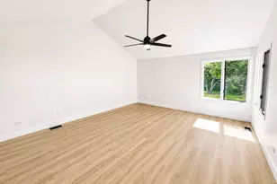 7746 Northfield Ln, Tinley Park, IL 60487 - Photo 17