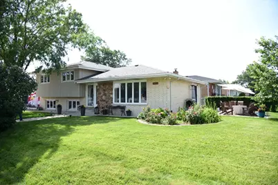 10501 S 81st Avenue, Palos Hills, IL 60465 - Photo 5