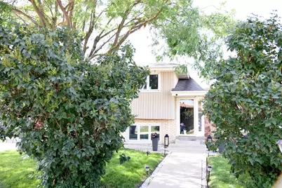10501 S 81st Avenue, Palos Hills, IL 60465 - Photo 3