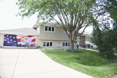 10501 S 81st Avenue, Palos Hills, IL 60465 - Photo 1
