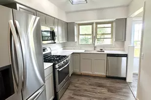 906 W Walnut St, Kankakee, IL 60901 - Photo 5