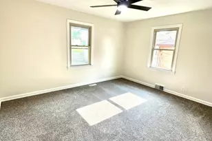 906 W Walnut St, Kankakee, IL 60901 - Photo 7