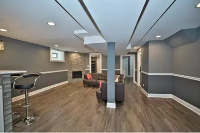 5841 S Newcastle Avenue, Chicago, IL 60638 - Photo 11