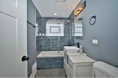 5841 S Newcastle Avenue, Chicago, IL 60638 - Photo 17