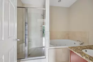 6425 W Touhy Ave, Chicago, IL 60646 - Photo 15