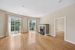 6425 W Touhy Ave, Chicago, IL 60646 - Photo 9