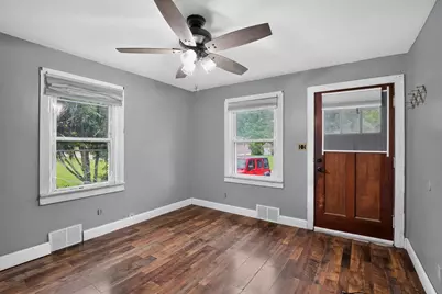 122 Garver Avenue, Rockford, IL 61102 - Photo 9