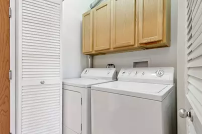 106 S Ridgeland Avenue #402, Oak Park, IL 60302 - Photo 17