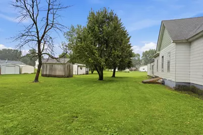 201 E Liberty Street, Joy, IL 61260 - Photo 21