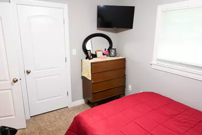 1911 Hazelwood Drive, Lindenhurst, IL 60046 - Photo 15