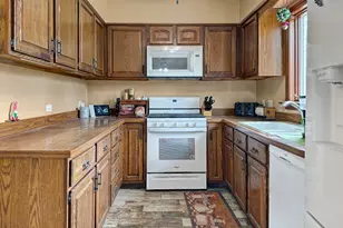 435 Forest Trail, Oak Brook, IL 60523 - Photo 25