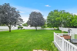 24806 S Potawatomie Trail, Channahon, IL 60410 - Photo 25