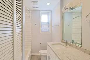 2127 N Winchester Ave, Chicago, IL 60614 - Photo 11