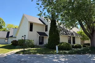 661 Mitchell Ct, Gurnee, IL 60031 - Photo 1