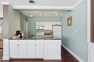501 Lake Hinsdale Dr, Willowbrook, IL 60527 - Photo 19