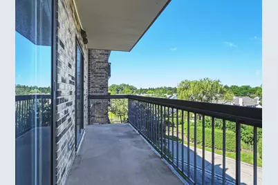501 Lake Hinsdale Drive #408, Willowbrook, IL 60527 - Photo 11