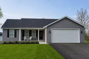 1627 Lake Holiday Dr, Lake Holiday, IL 60548 - Photo 1