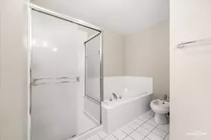 2137 Prairie Ln, Woodridge, IL 60517 - Photo 17