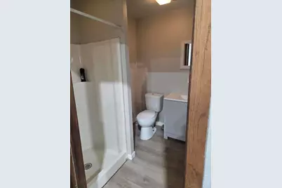 542 Washington Street #B, Woodstock, IL 60098 - Photo 5