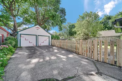 715 N County Street, Waukegan, IL 60085 - Photo 25