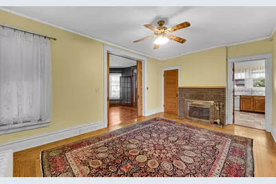 715 N County Street, Waukegan, IL 60085 - Photo 5