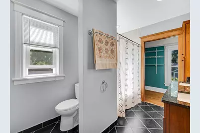 715 N County Street, Waukegan, IL 60085 - Photo 13