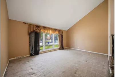 1142 Brighton Place, Glen Ellyn, IL 60137 - Photo 5