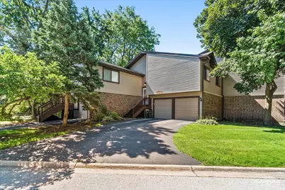29W365 Thornwood Lane #365, Warrenville, IL 60555 - Photo 1