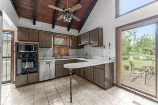 2903 172nd St, Lansing, IL 60438 - Photo 15
