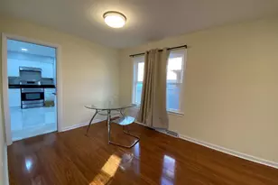 6078 N Troy St, Chicago, IL 60659 - Photo 7