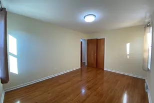 6078 N Troy St, Chicago, IL 60659 - Photo 15