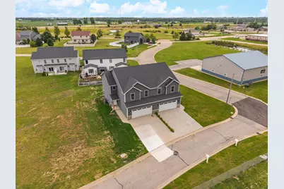 401 Jenny Lane #B, Heyworth, IL 61745 - Photo 3