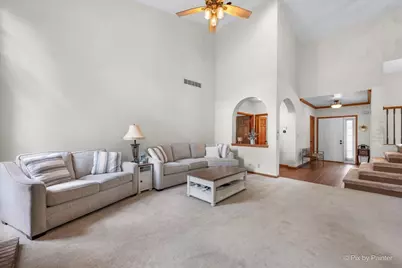 303 Torrington Drive, Bloomingdale, IL 60108 - Photo 15