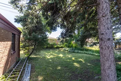 3743 S Highland Avenue, Berwyn, IL 60402 - Photo 27