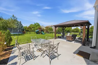2427 Emerald Lane, Yorkville, IL 60560 - Photo 29