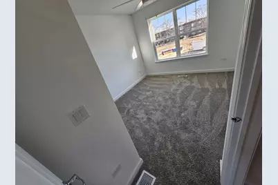 334 N Masters Drive, Addison, IL 60101 - Photo 13