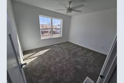 334 N Masters Drive, Addison, IL 60101 - Photo 15