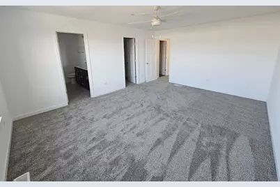 334 N Masters Drive, Addison, IL 60101 - Photo 9
