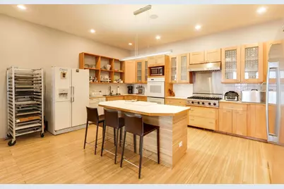 614 N Ashland Avenue, Chicago, IL 60622 - Photo 9