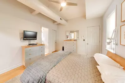 614 N Ashland Avenue, Chicago, IL 60622 - Photo 27