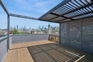 854 N May St, Chicago, IL 60642 - Photo 23