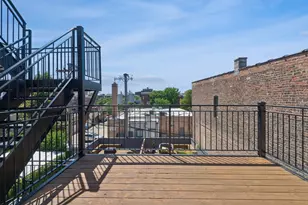 854 N May St, Chicago, IL 60642 - Photo 13