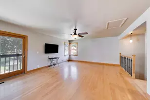 479 N Elm Ave, Elmhurst, IL 60126 - Photo 13