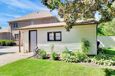 479 N Elm Avenue, Elmhurst, IL 60126 - Photo 41