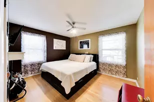 479 N Elm Ave, Elmhurst, IL 60126 - Photo 15