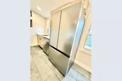 8325 W Forest Preserve Avenue, Chicago, IL 60634 - Photo 27
