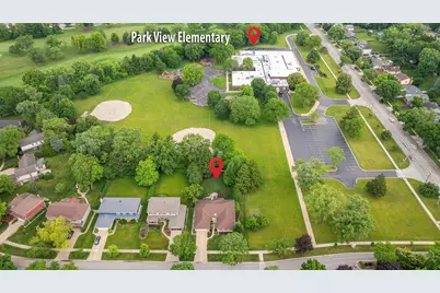 588 Williamsburg Road, Glen Ellyn, IL 60137 - Photo 45